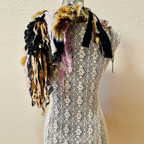 Handmade Leather Fringe Faux Fur Upcycled Statement Upcycled Scarf 76” Unique - Picture 7 of 10